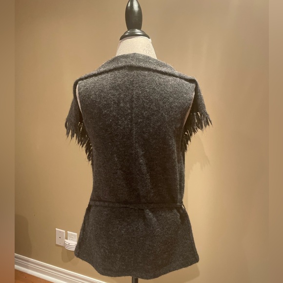 Aritzia Wilfred Free Vest Fei Fei Alpaca Wool Knit Open Fringe Heathered Gray M - Picture 10 of 11
